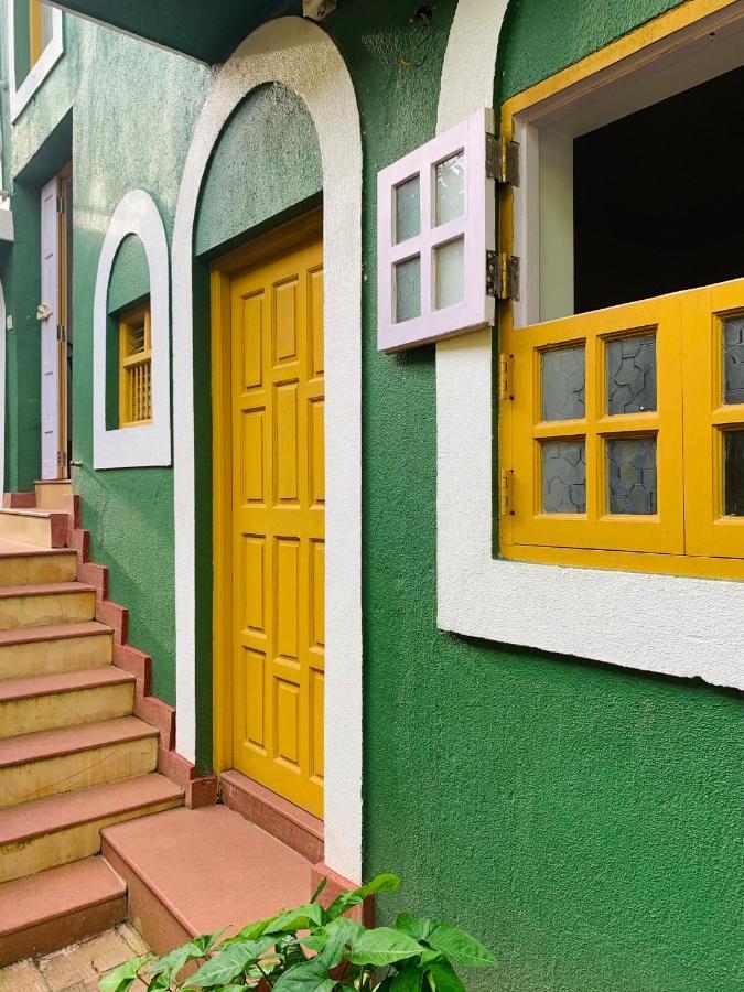 Easy Hostels パナジ エクステリア 写真