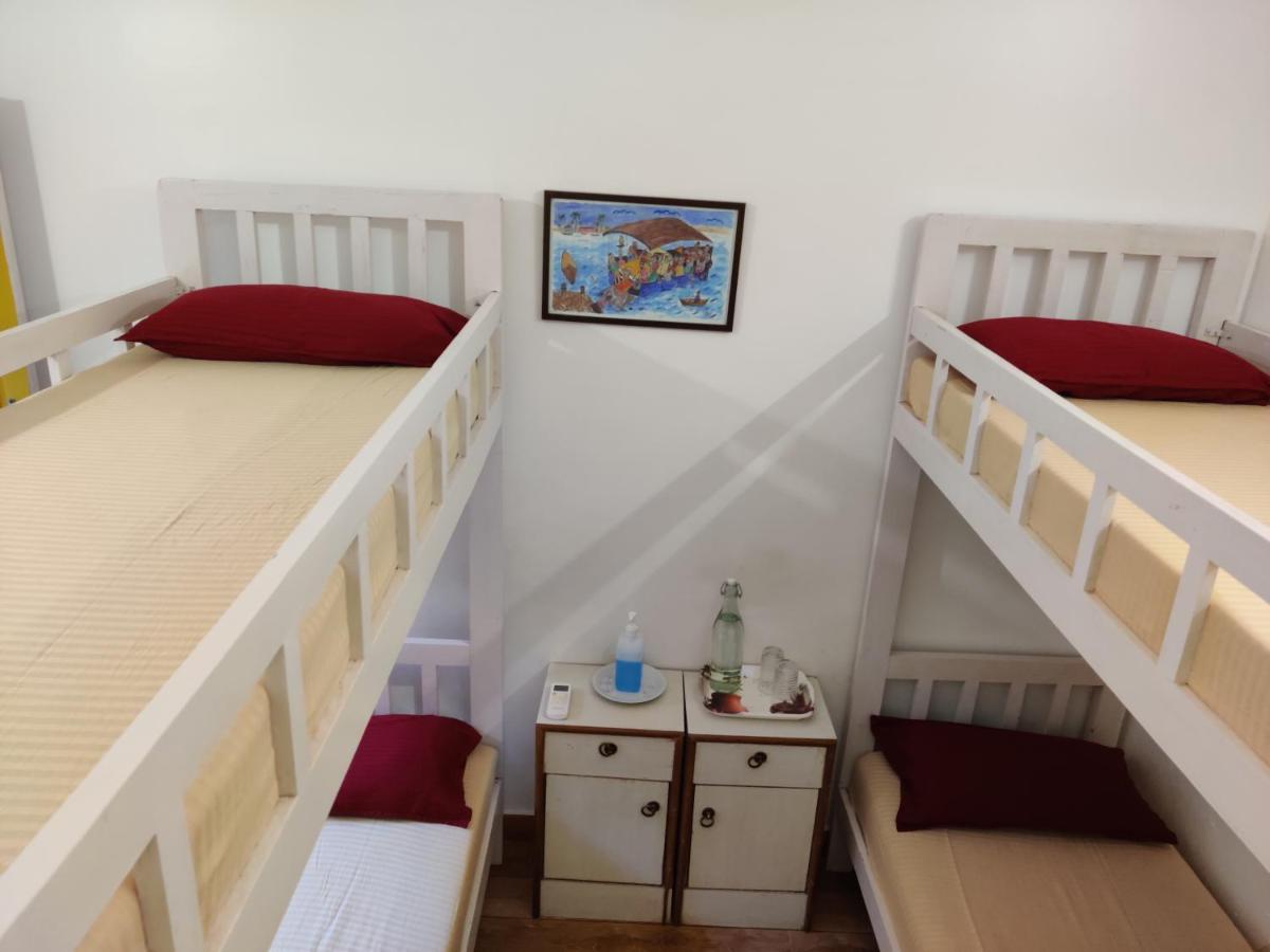 Easy Hostels パナジ エクステリア 写真