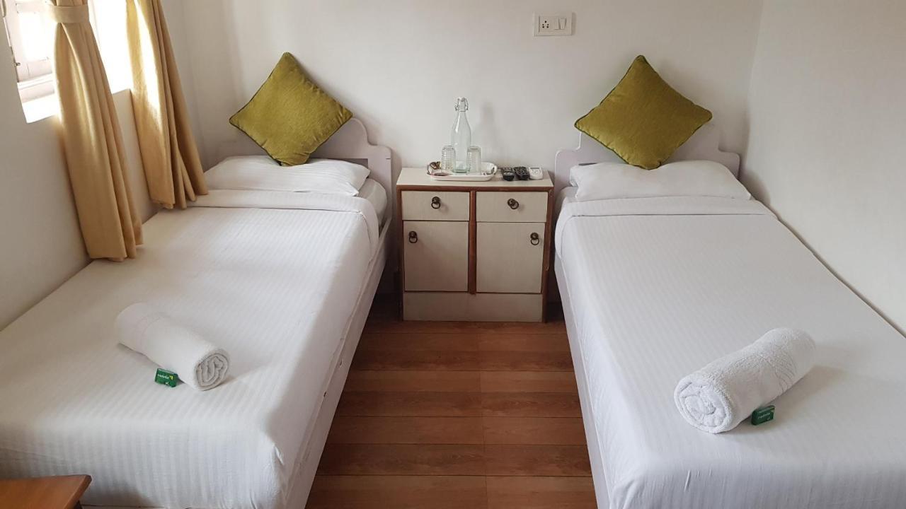 Easy Hostels パナジ エクステリア 写真